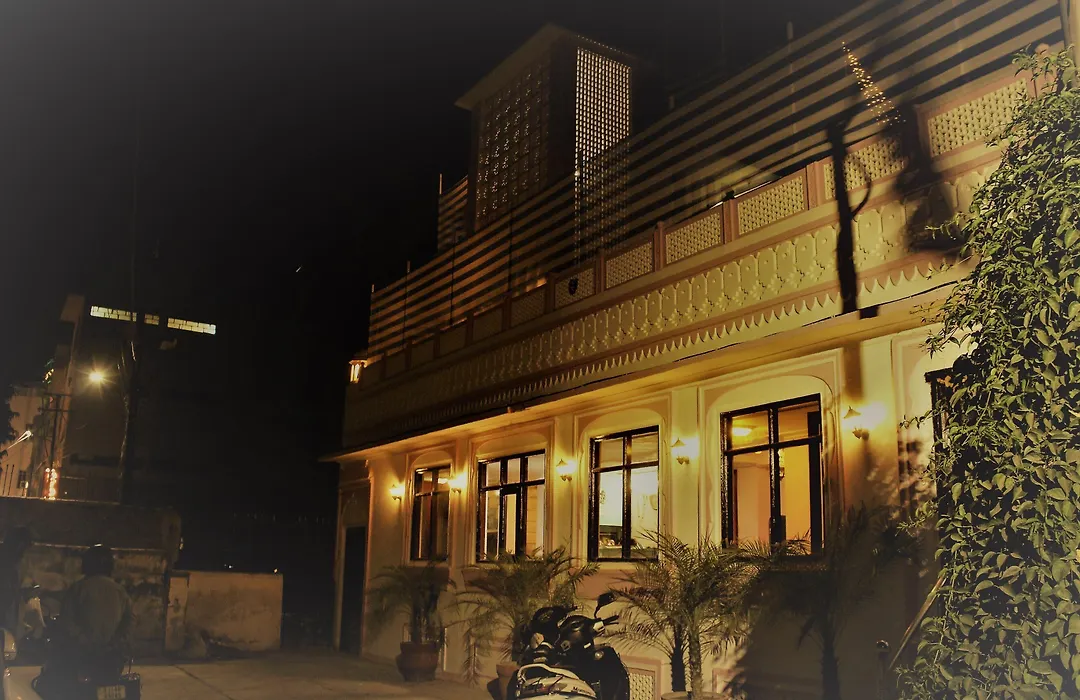 Backpackers Villa-1